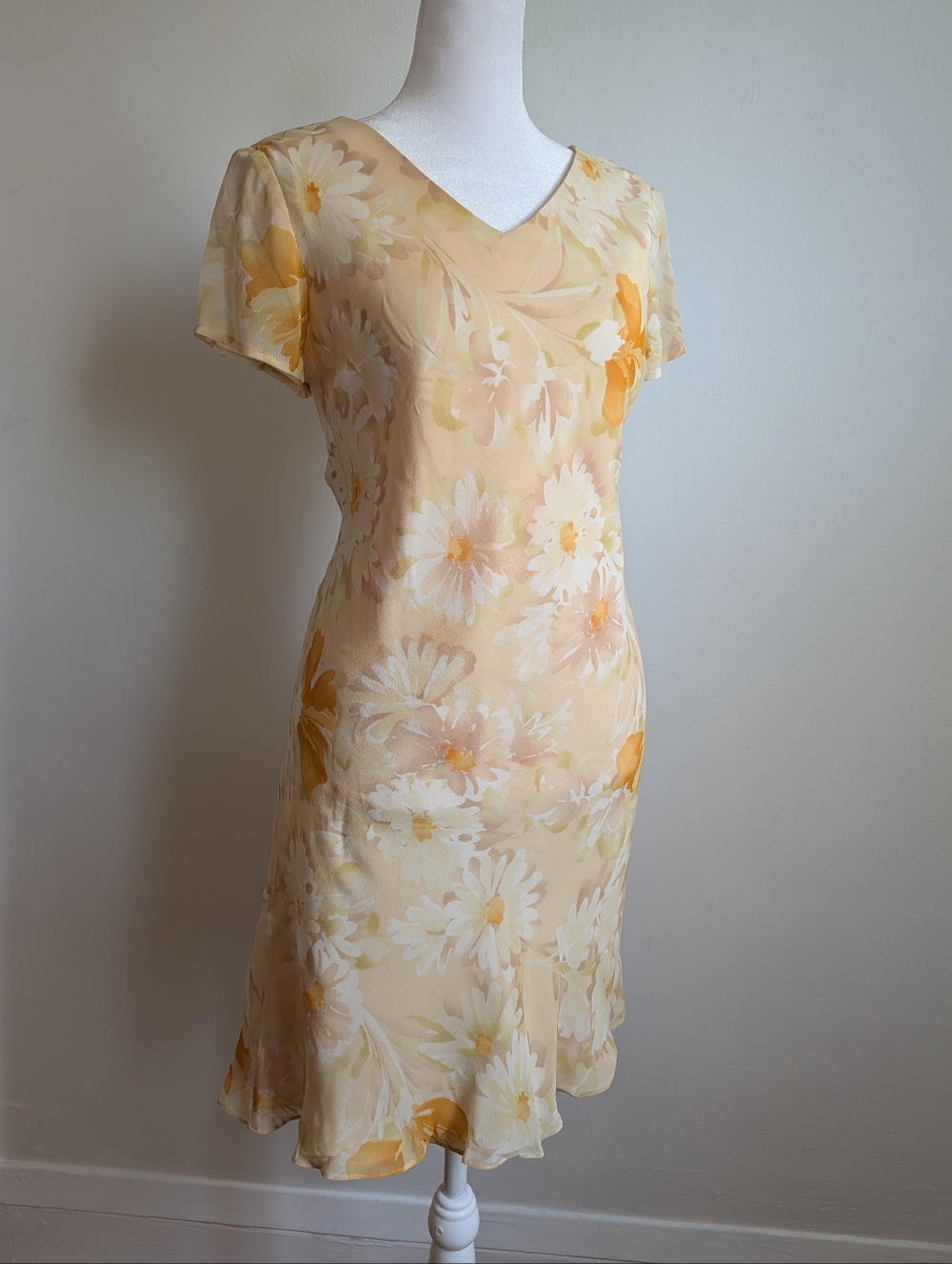 Vintage Ann Taylor 100% Silk Floral Butter Yellow Sundress 6 Cottagecore Summer